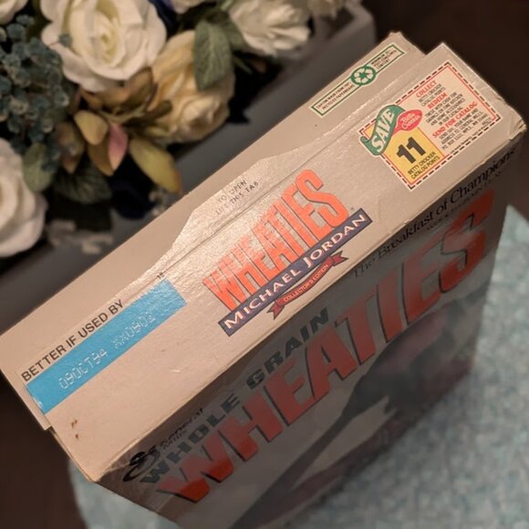 G1 WHEATIES Michael Jordan's Collector's Edition - Picture 2 of 7